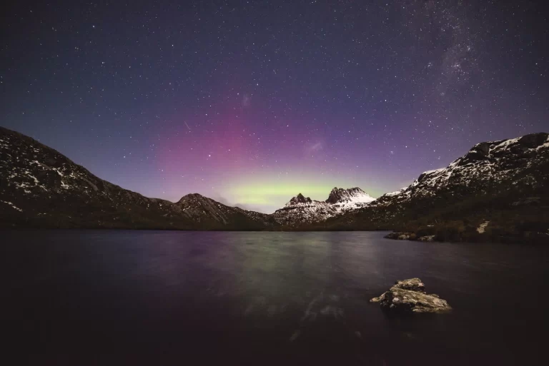 Southern Light by Discovery Tasmania